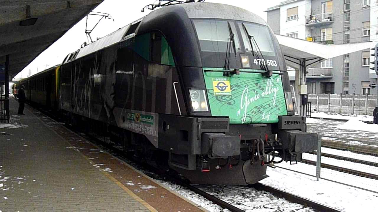470 503 Liszt Taurus zenél Győrben.