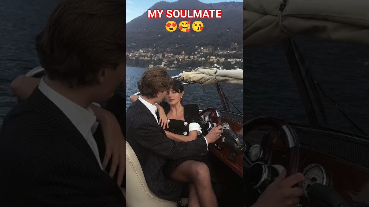 SPEEDBOAT CRUISING COUPLES | BEST EVERY BOAT COUPLE! MY SOULMATE #COUPLES #KISSING #LOVE