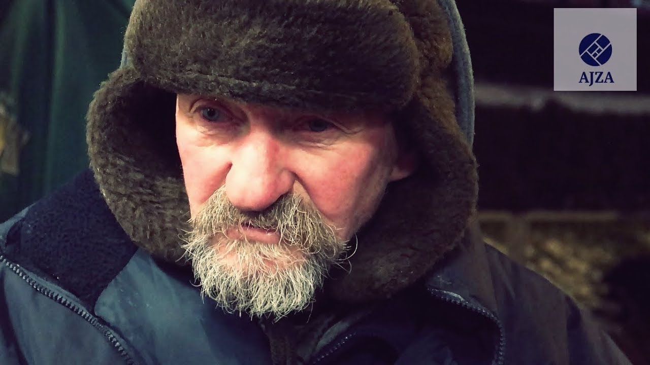 Pan Stanisław po 17 latach na ulicy w końcu uwolnił się z bezdomności!