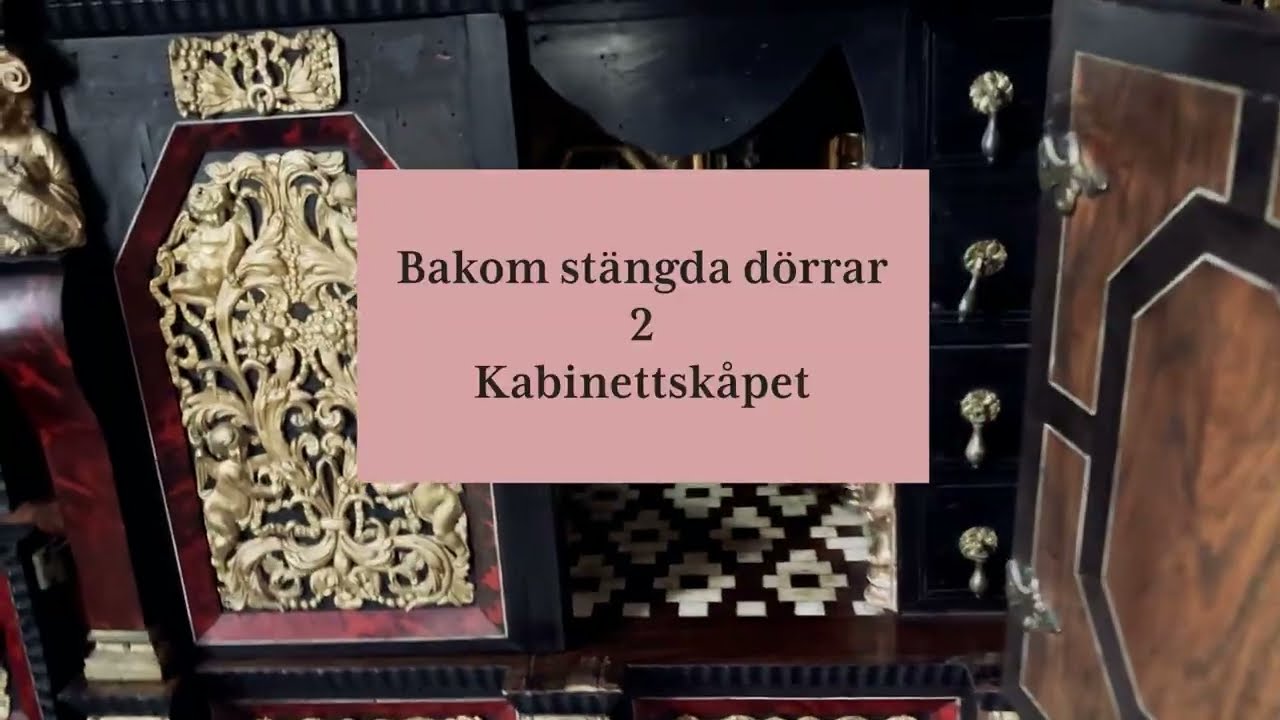 Bakom stängda dörrar