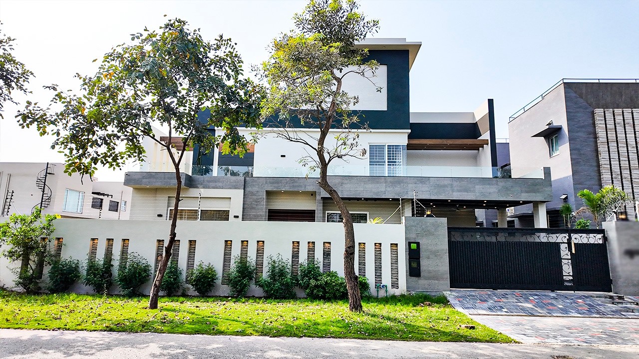 1 KANAL HOUSE FOR SALE IN BLOCK U DHA PHASE 7 LAHORE