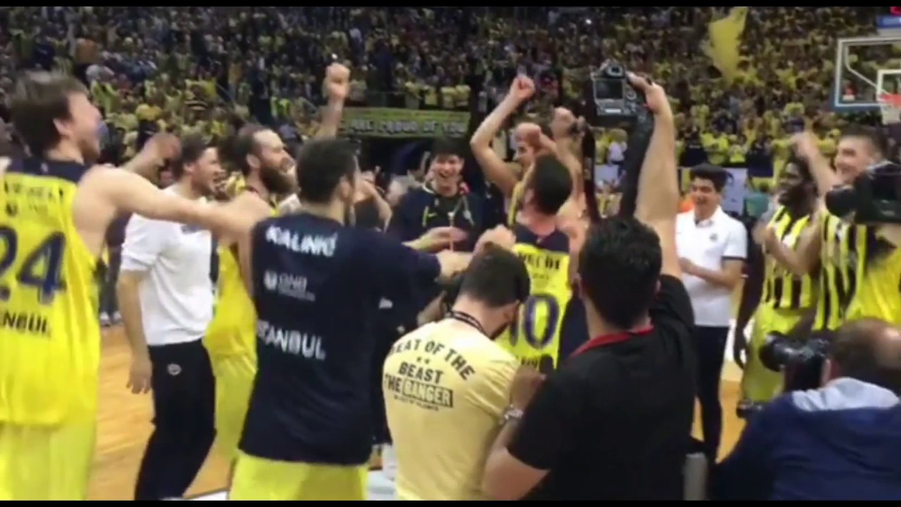 FENERBAHÇELİ BASKETBOLCULARIN EĞLENCELİ ANLARI! EKPE,DİXON,KALİNİC
