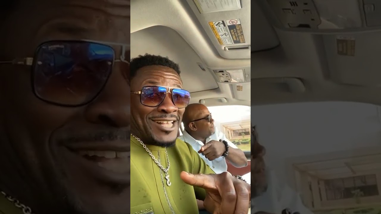 Asamoah Gyan (BabyJet) & his manager Sammy Anim Addo Singing Esther Smith songs word by word Amazing