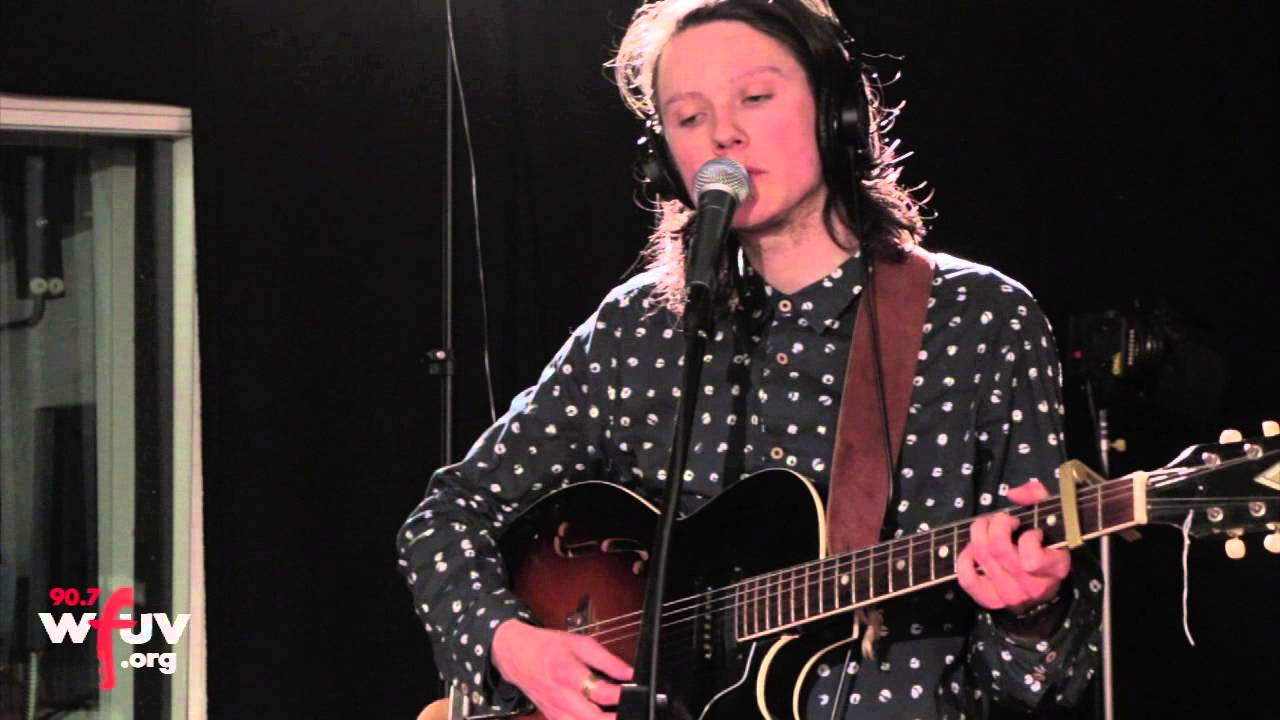 Wake Owl - Gold (Live at WFUV)
