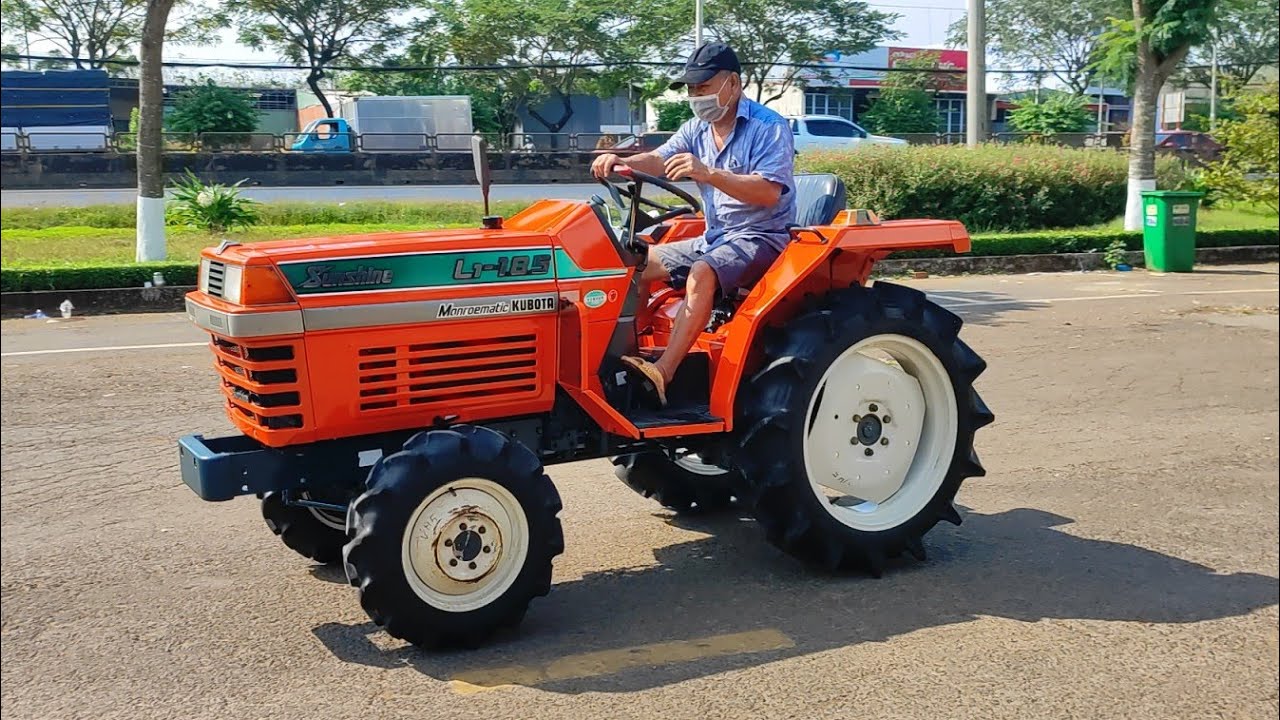 Báo giá máy cày Kubota L - 185 mới về đẹp long lanh mua gọi 0938432859 nông cơ Hùng Phước.