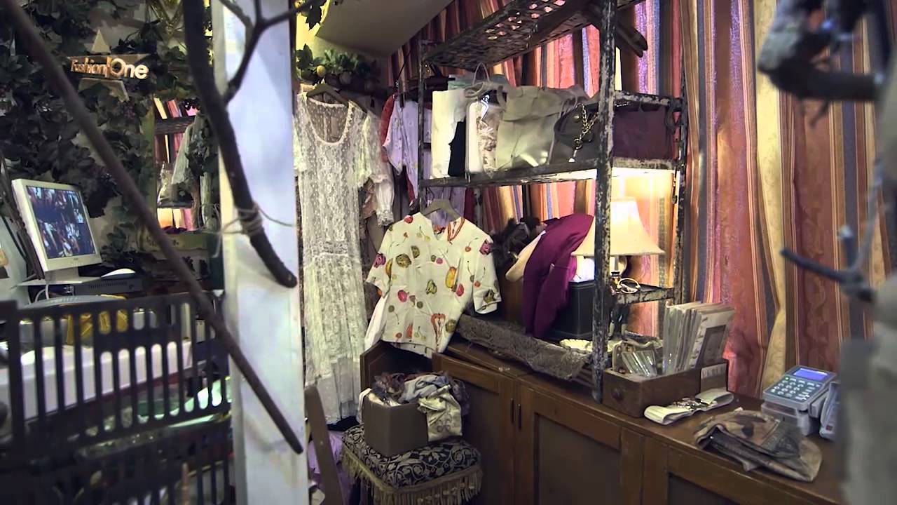 What's Haute GRIMOIRE VINTAGE CLOTHING & NOTORIA ANTIQUE Collections Japan