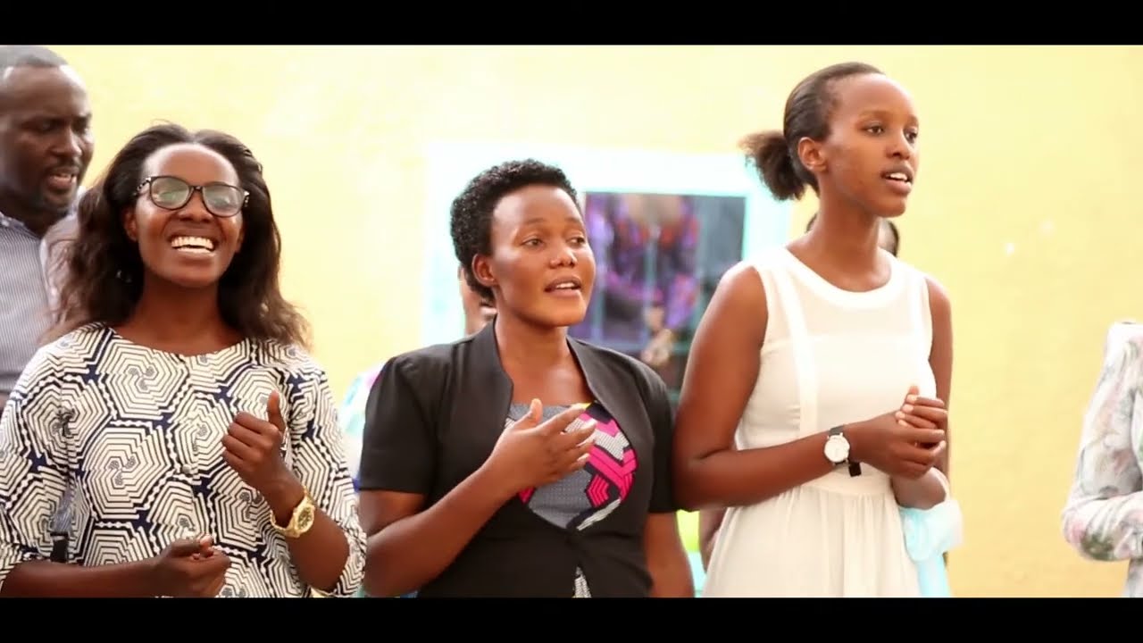 Gahunda yo gusura umuryango wa Rushenyi patrice na Ambassadors choir mu ndirimbo nziza