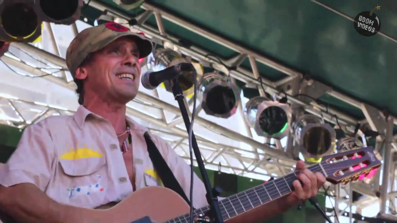 Manu Chao - Expreso del hielo / Señor Matanza (CCJ - SP - Brazil 13/02/11) @BoomVideos