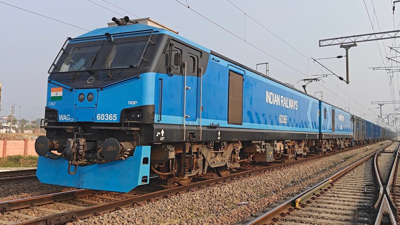 Python freight NGP wag12b with bcn+Wag 7 with shrn freight skip pvp super track sound