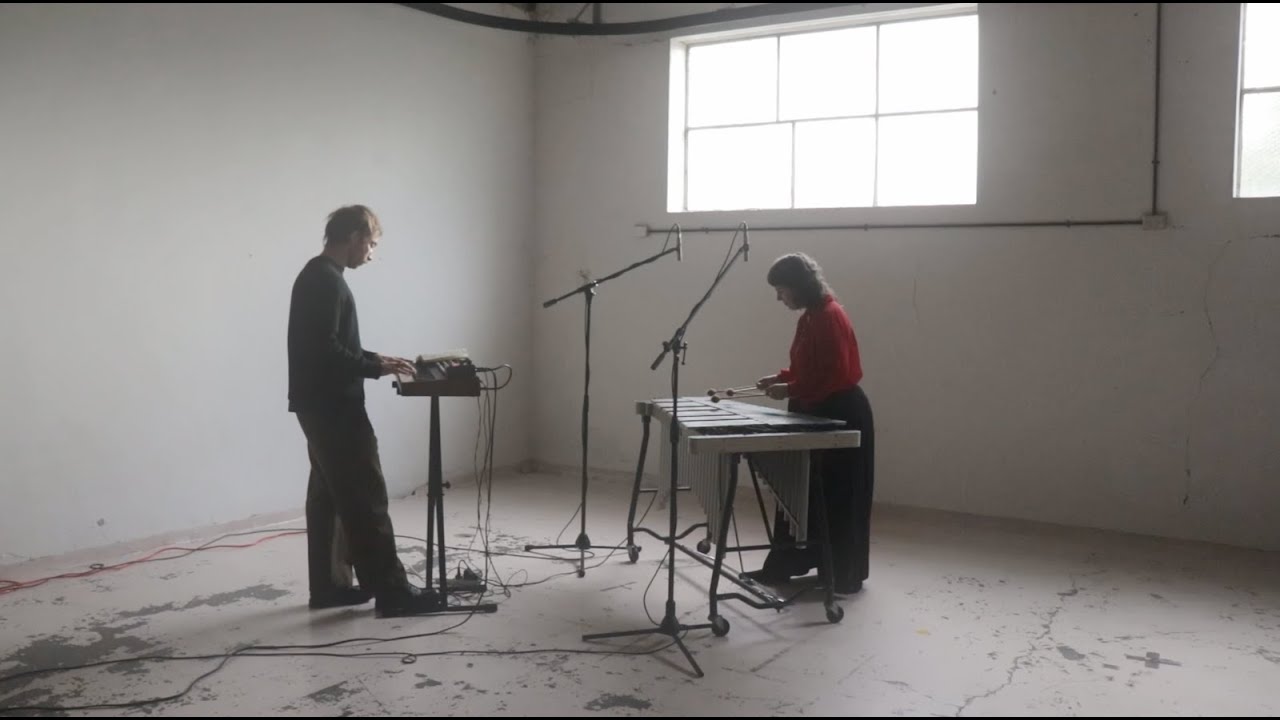 Zoltan Fecso & Anna Morley - Butterflies (live)