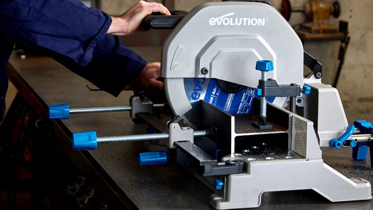 Scie à onglet de 355mm Evolution S355MCS pour la découpe du métal