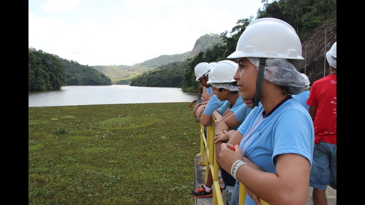 Estudantes de Torreões visitam Usina Hidrelétrica de Picada
