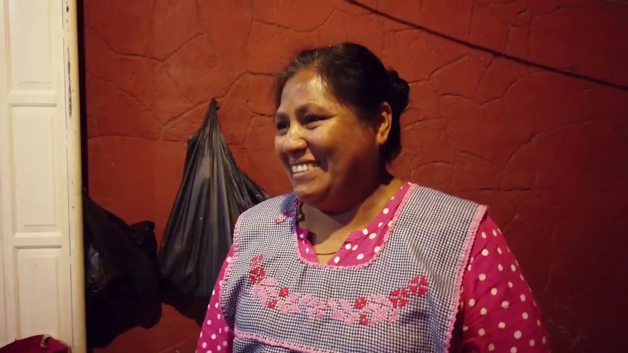 Pambazos de Doña Leticia, en Zitácuaro, Michoacán l De gustos y sabores con S