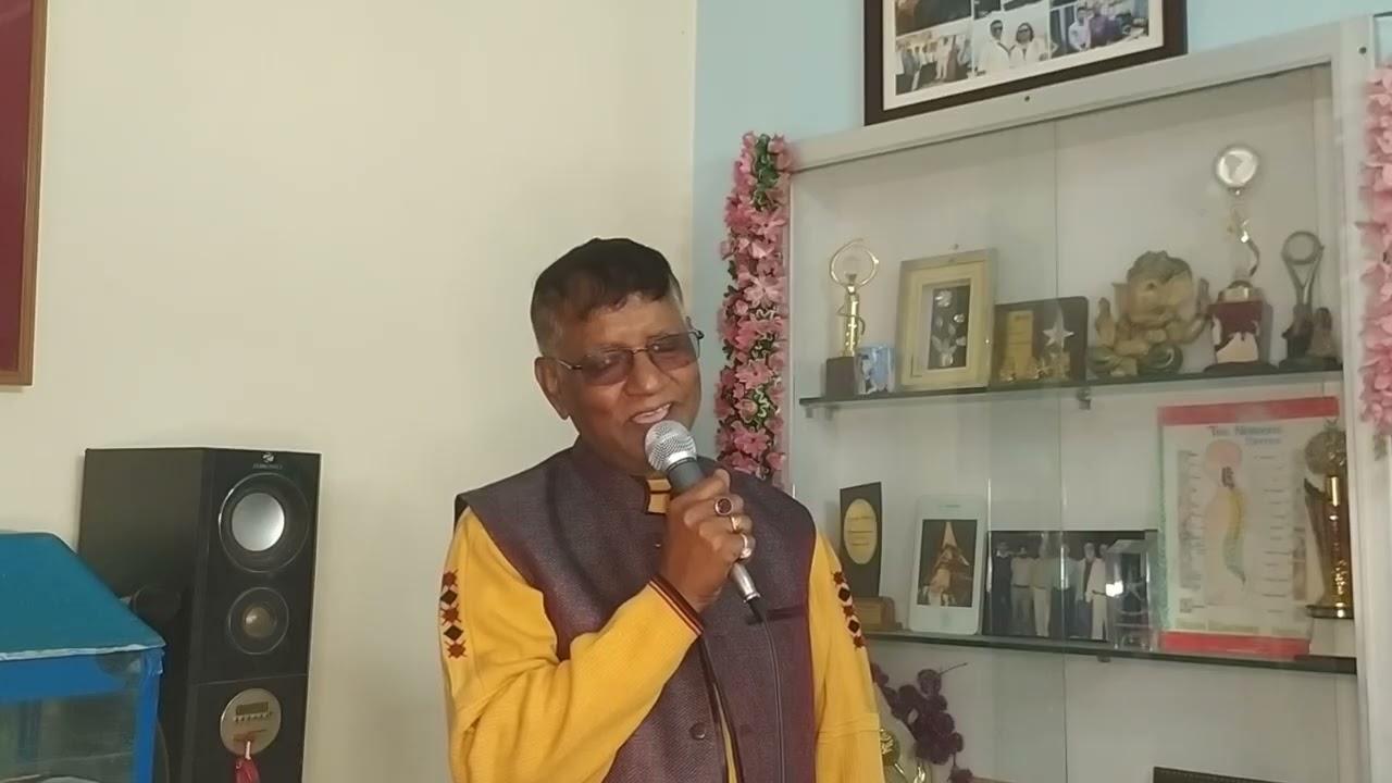 @sonunigamofficial #sonunigamfollowers #mujheraatdin #youtubesingers #karaokesingers #bollywood