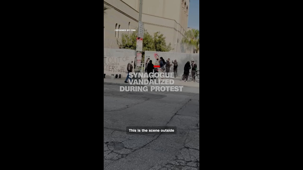 Synagogue vandalized during protest