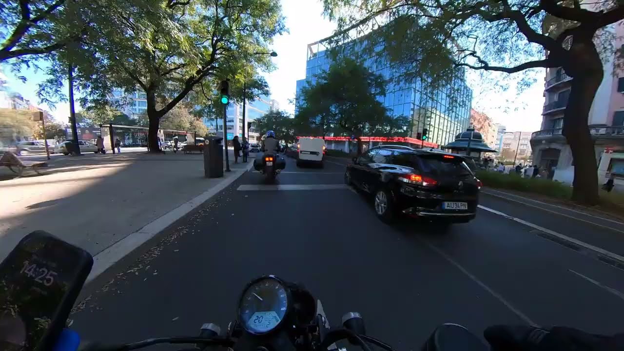 Going to Lisbon center, again! | Motorcycle Ride