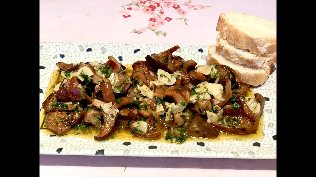 RECETA DE NÍSCALOS AL BRANDY CON AJO Y PEREJIL/