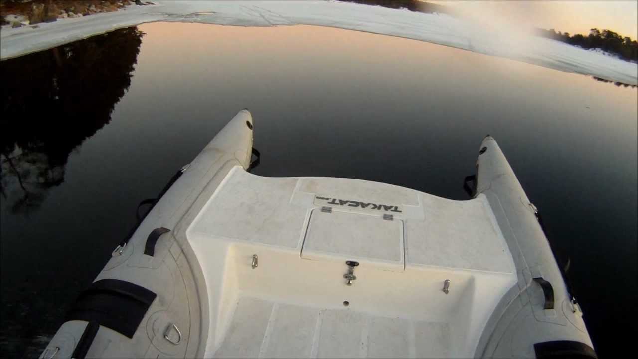 Arctic Airboat Mosquito - faster than a hovercraft