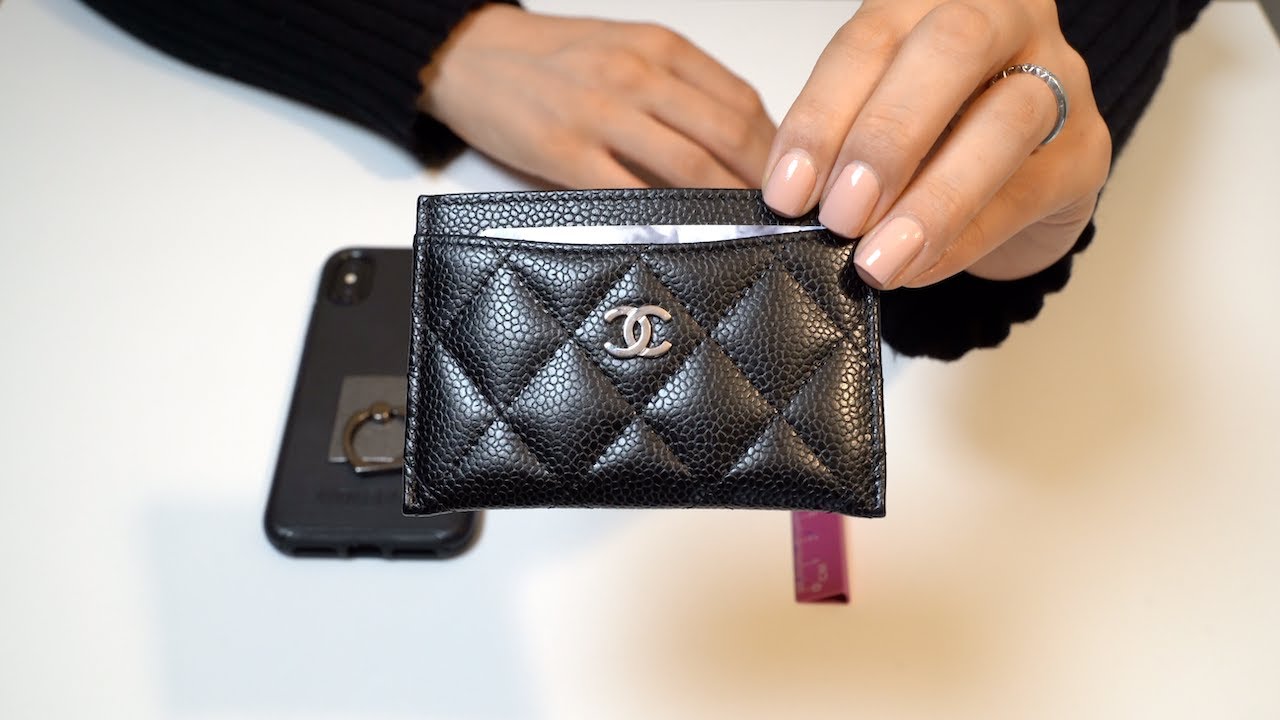 CHANEL CLASSIC CARDHOLDER - REVIEW AND WHAT FITS INSIDE
