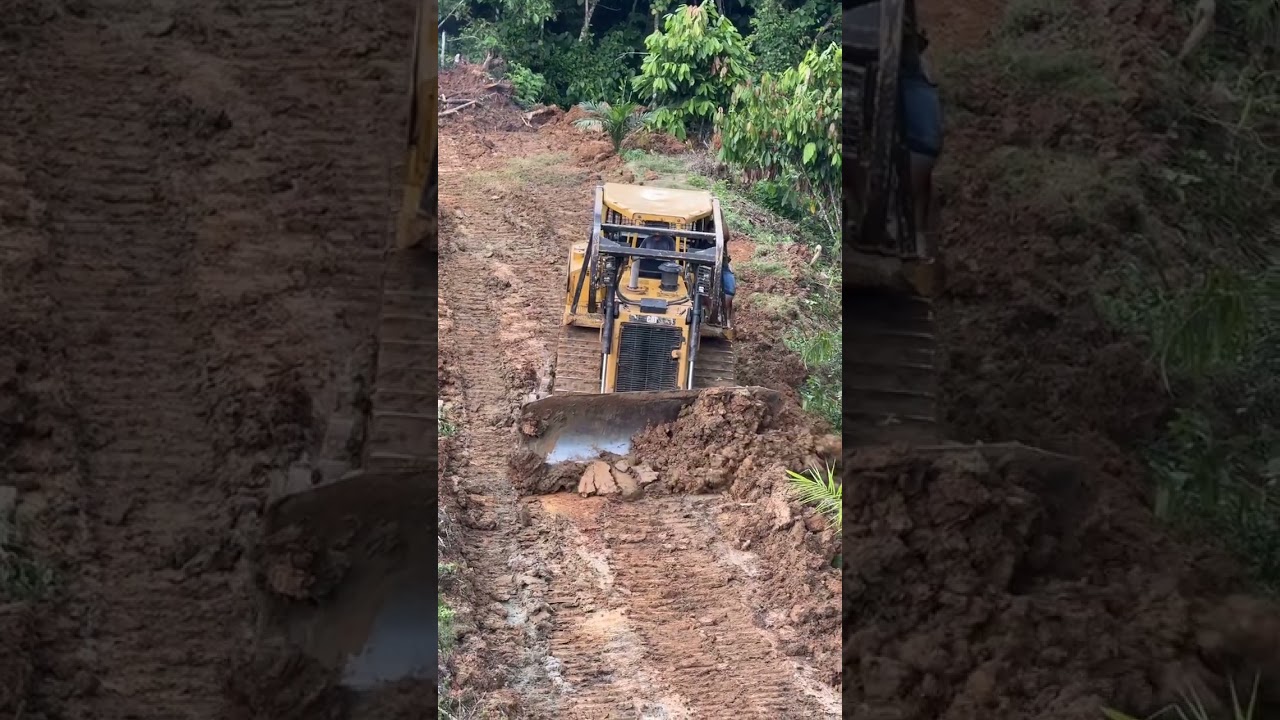 CAT machine 🚜💥 