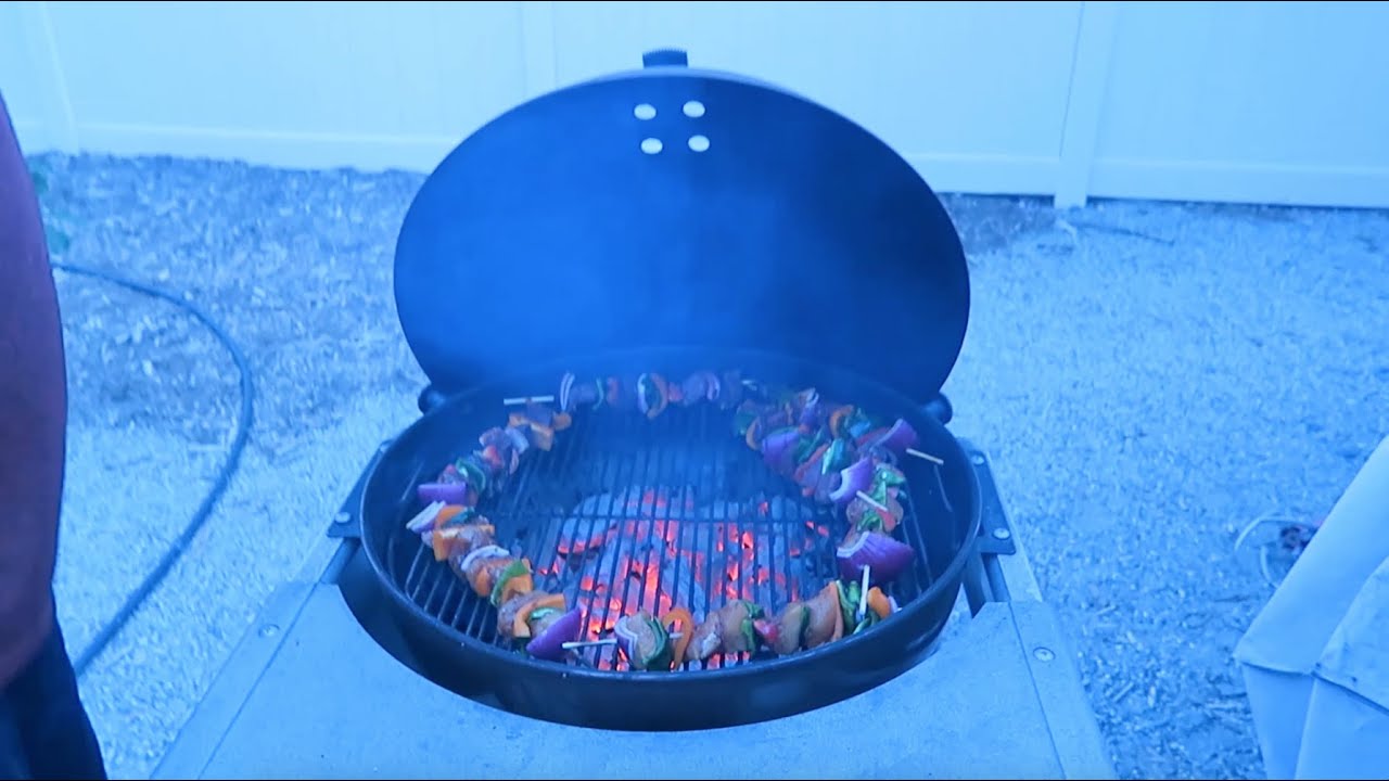 CHILLIN' & GRILLIN' LIKE A VILLIAN | The Malloys