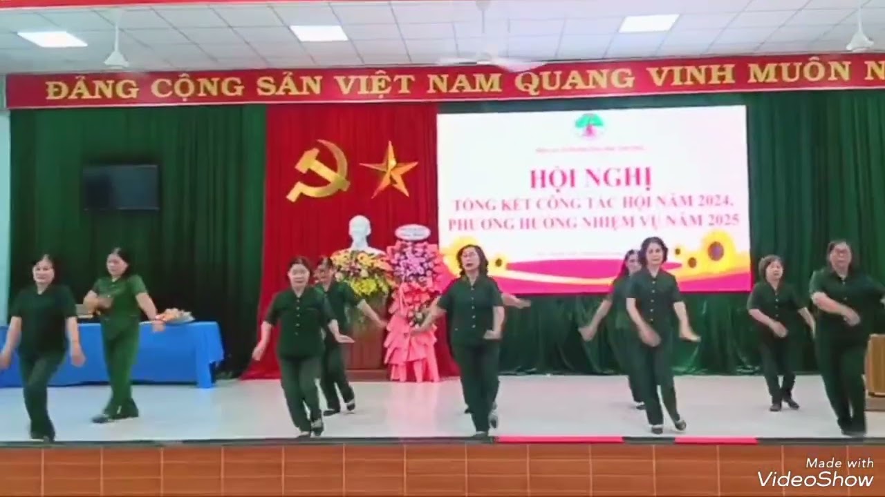BUÓC CHÂN TRÊN DÃY TRƯỜNG SƠN CCLB LẠI THẾ