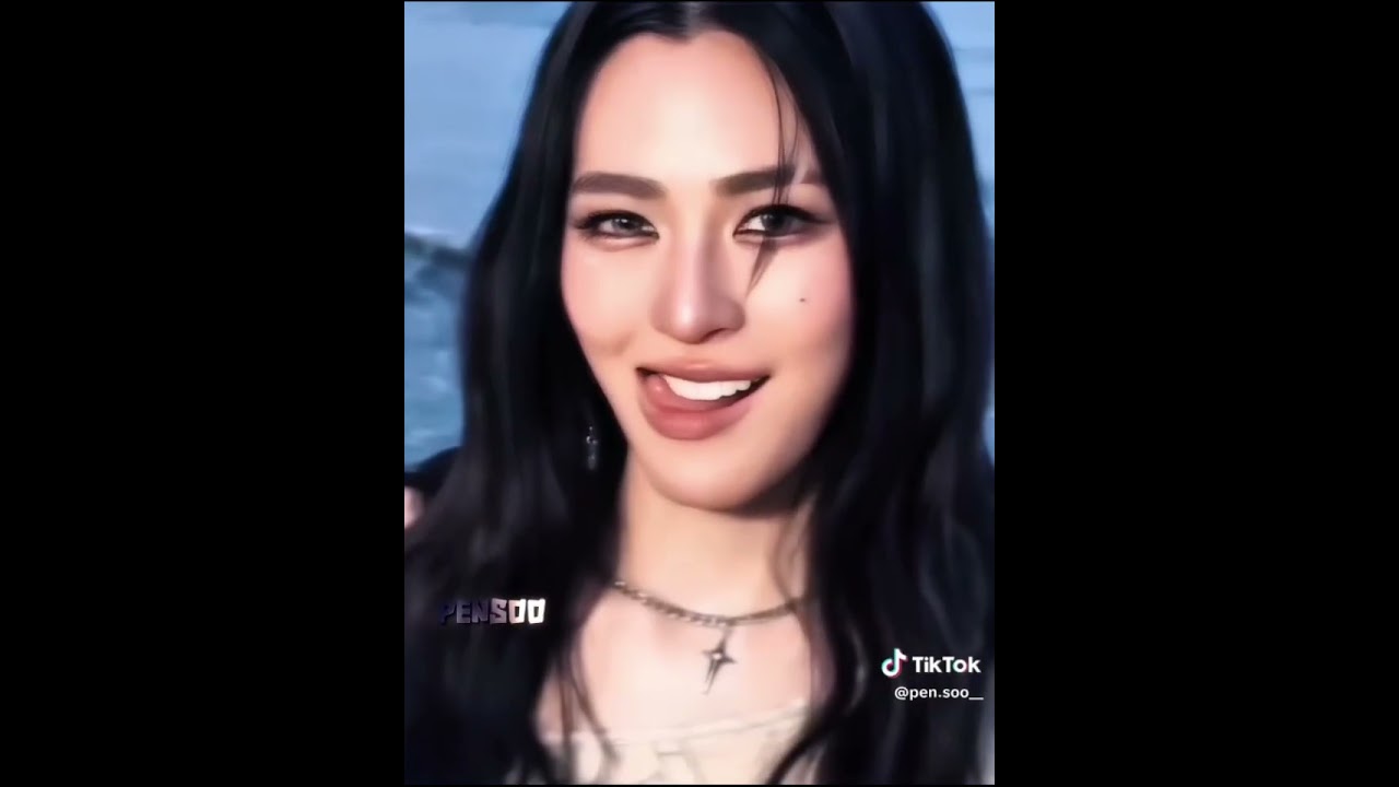 TikTok: LingLing Kwong #10