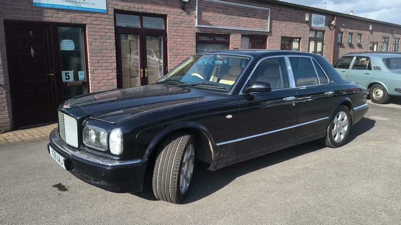 Продается Bentley Arnage Limited Edition 4.4 2000 года выпуска, пробег 56 000 миль, история обслу...