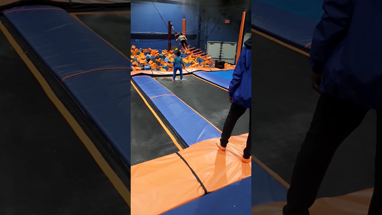 5 Year Old's Fun Day at Sky Zone! #skyzone #foampit