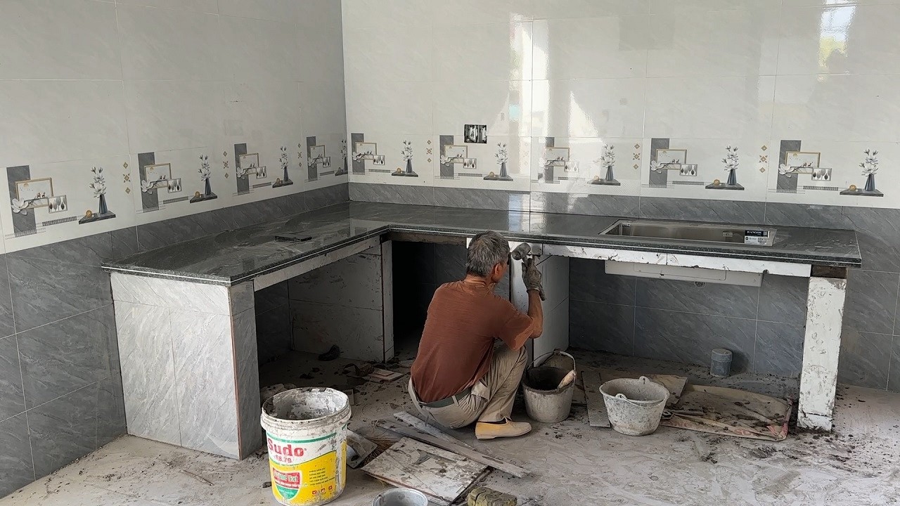 Techniques Construction & Installation Of Kitchen Tables According To Traditional Methods