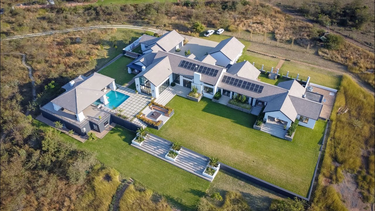 R12,999,000 Thorny Hill Estate🇿🇦
