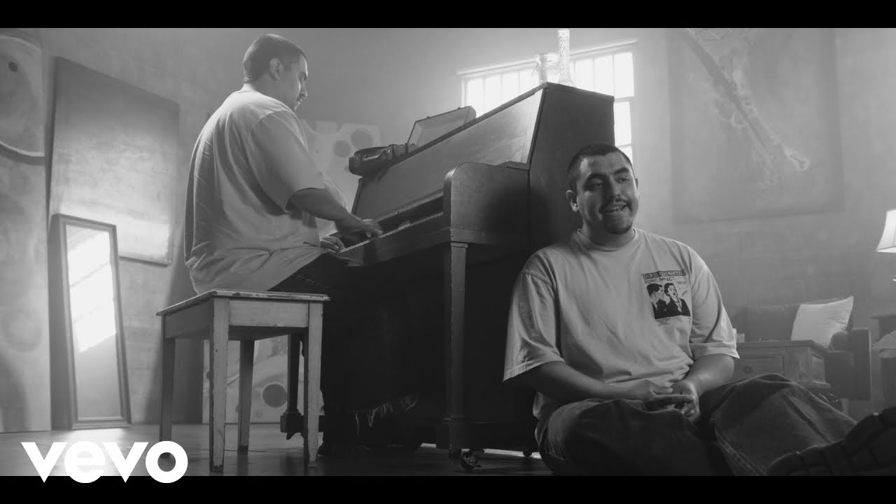 Alejandro Aranda - Room Full of Cards