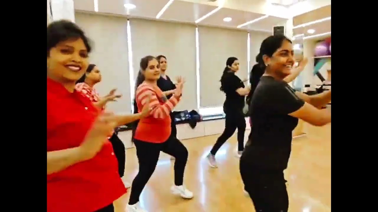 O mere sona re sona ,dancefitness workout by @Manisha#zumba#GRACE#dancefitness #bollywood#happiness 