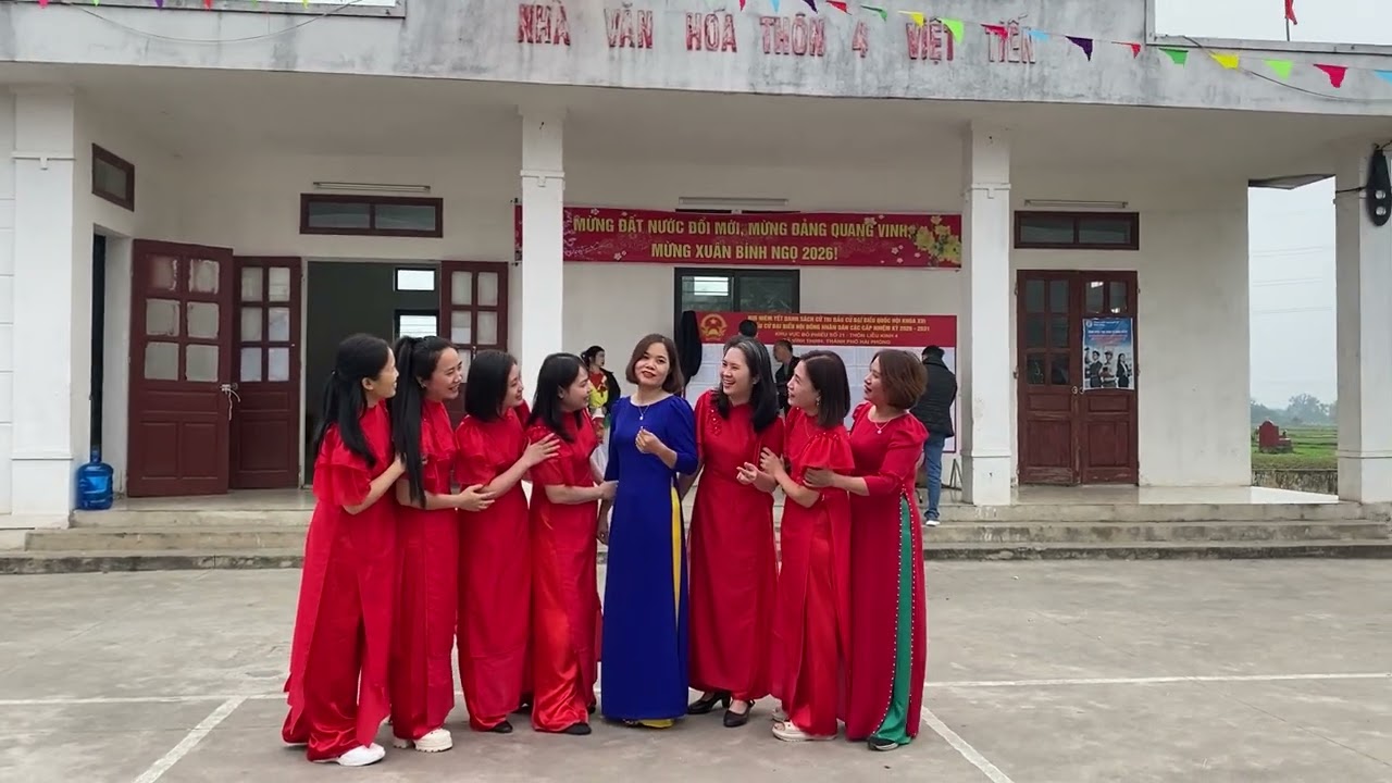 Lễ mừng thọ của 2 bác con cháu lên đồ