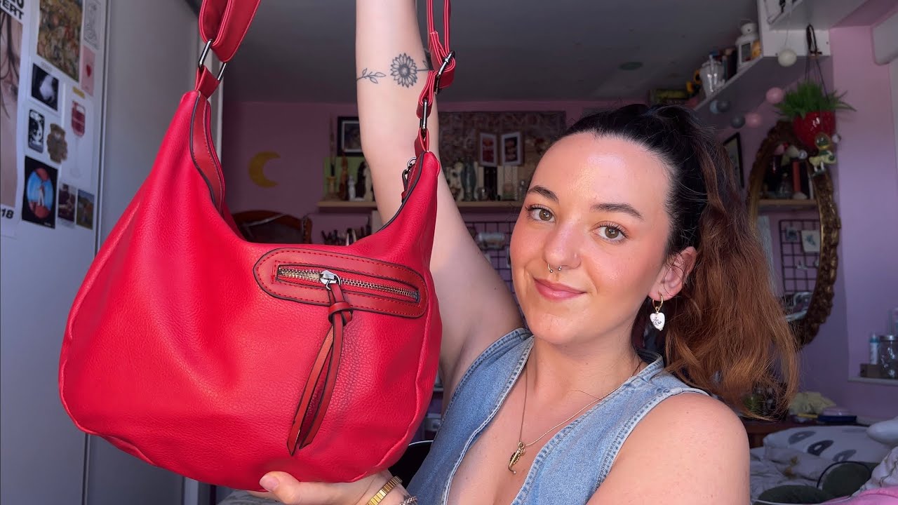 ASMR what’s in my bag ✨ travel edition 🎒 relaxing organic trigger assortment