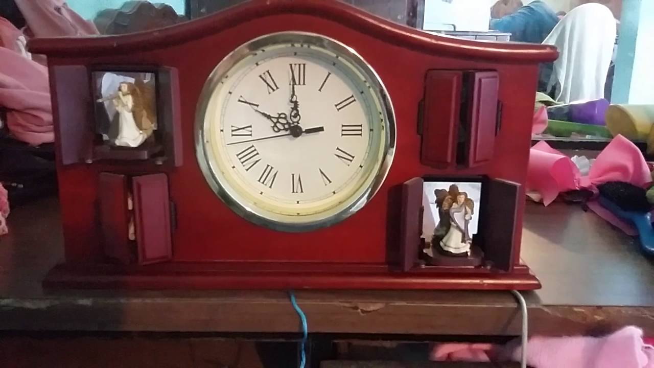 Reloj de chimenea