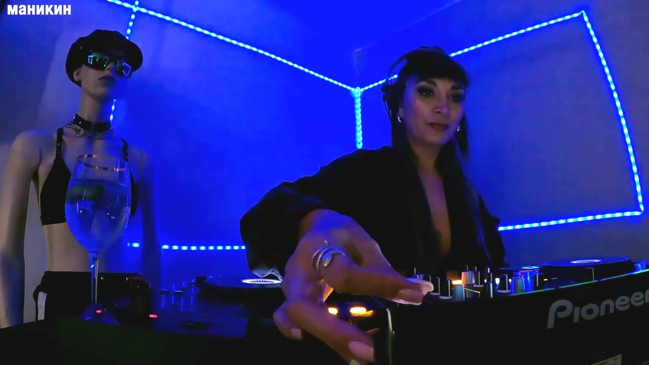 Maniquita - Dj Set Carrot Vega