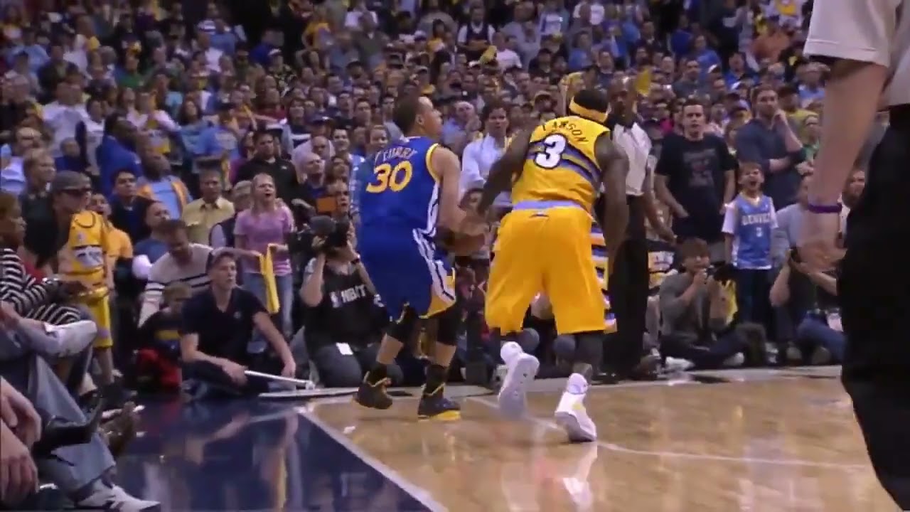 Steph Scoring on Closeouts