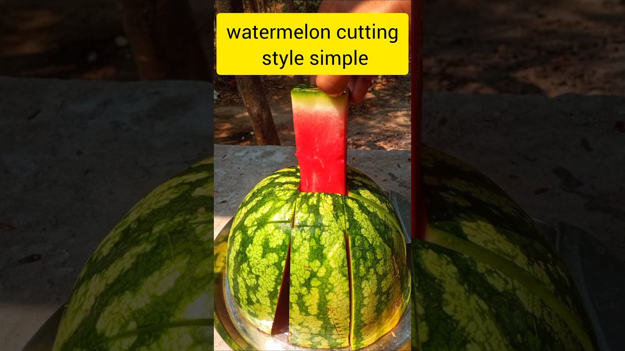 watermelon cutting style simple 🍉#shorts #viralvideo #watermeloncuttingskills #shortsfeed