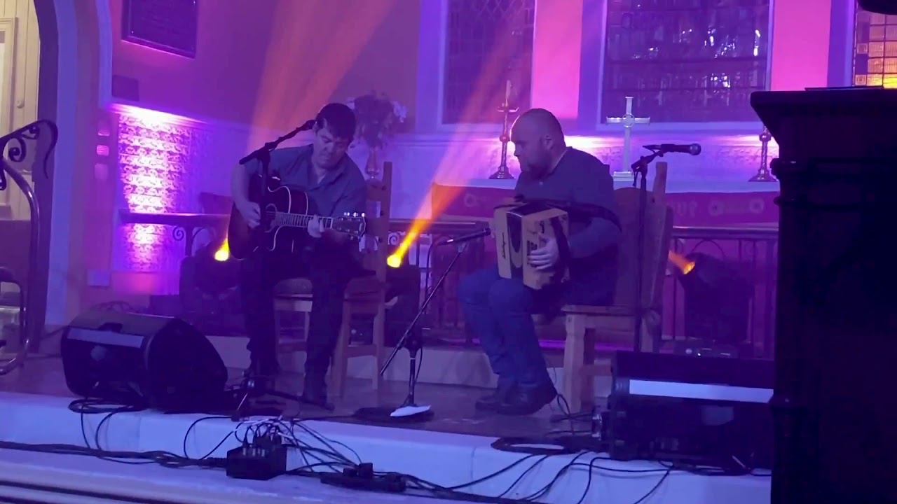 Duo Mc Gowan Munnelly live at the Ballina Fringe Festival 2021