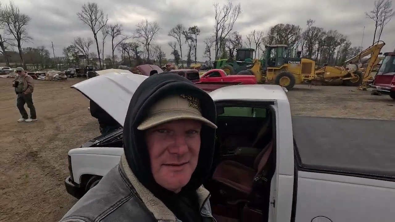 Auction Day! Got some good Auction finds in this video! #equipment #equipmentauction 