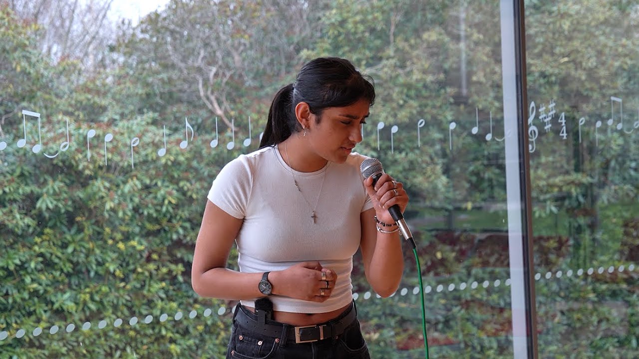 Tani performs 'Grenade'