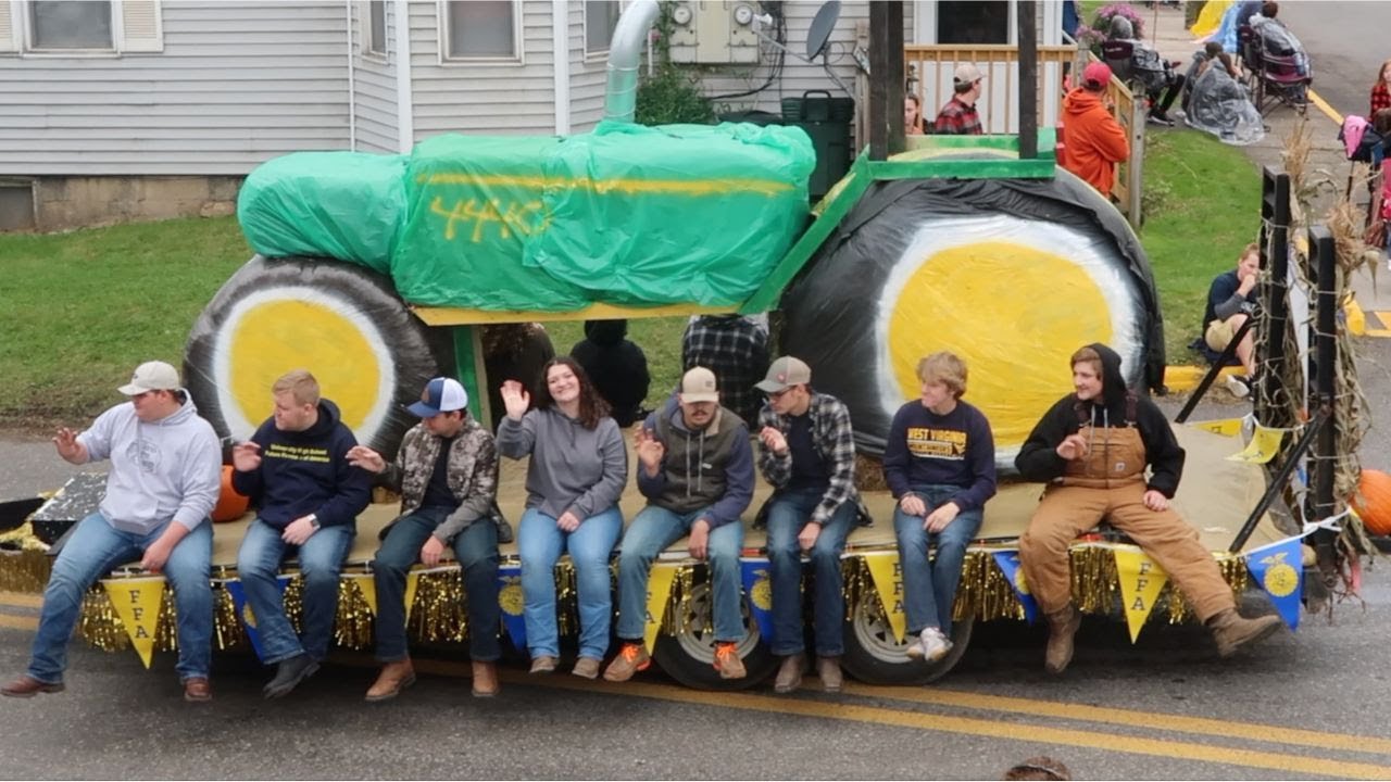 Preston County Buckwheat Festival Saturday Farmers Day Parade & Lineup Walk 2022