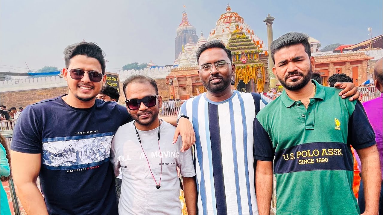 ଏତେ ଦିନ ପରେ ଜଗନ୍ନାଥଙ୍କ ଦର୍ଶନ କଲି । ବନ୍ଧୁଙ୍କ ସହ ହେଲା ଖଟି #nishithnayak #odiavlogger #odiavlog #puri 