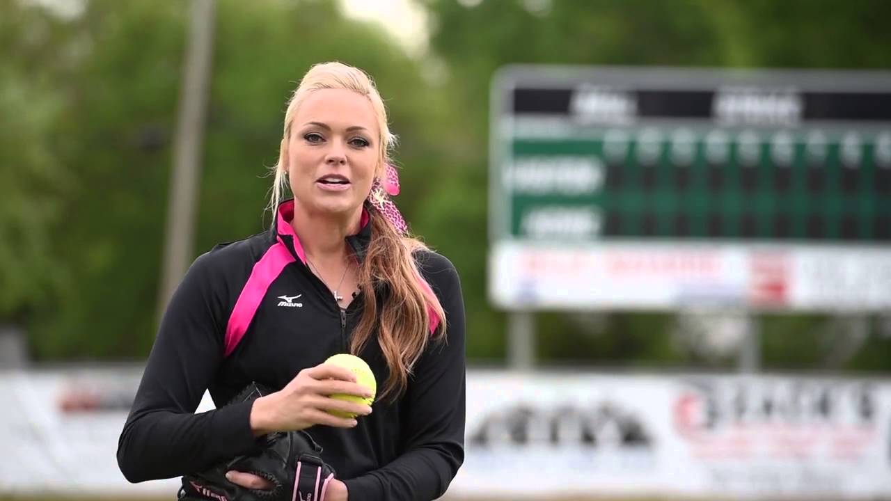 Jennie's Tips: Episode 4 - How to Mentally Prepare as a Pitcher for an at Bat HD