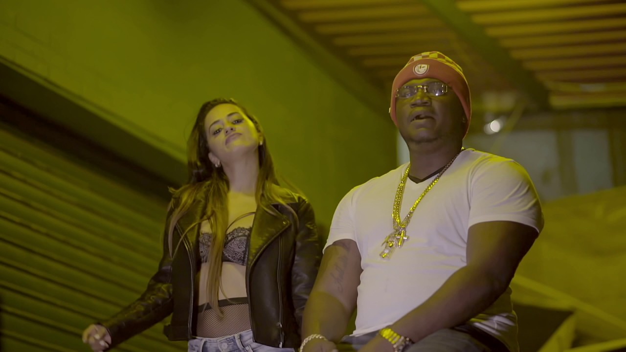 Mr Fox Uzzi (Video Oficial)