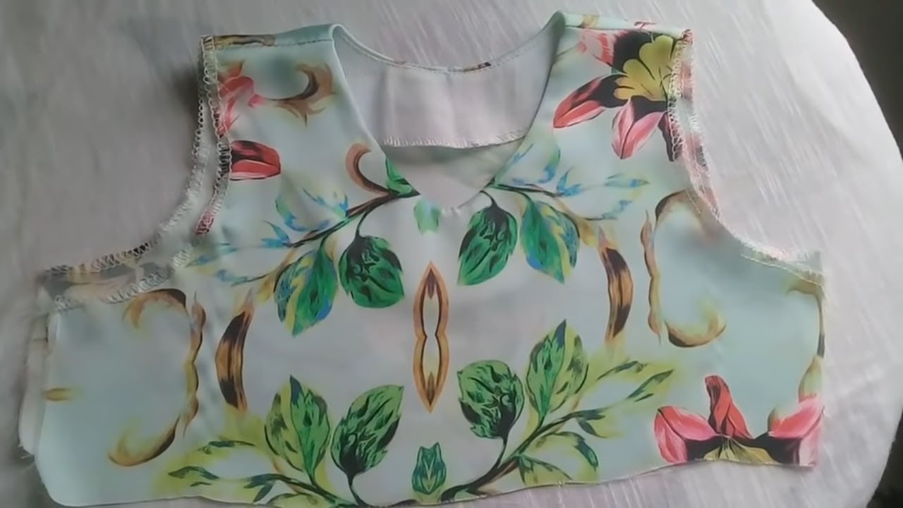 Decote em v com acabamento perfeito