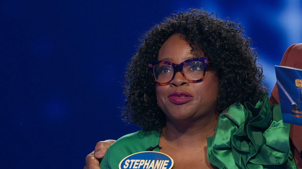Stephanie Harper and Marymartha E. Ford Play Fast Money - Celebrity Family Feud