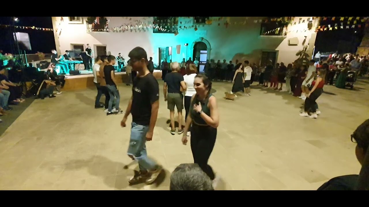 Collinas, Festa di San Rocco - Campidanese e Ballu 'e ogai (con i Balla Sardigna)