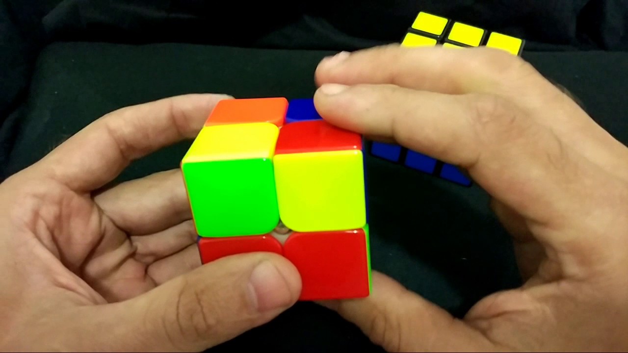 Como montar o cubo mágico 2x2x2